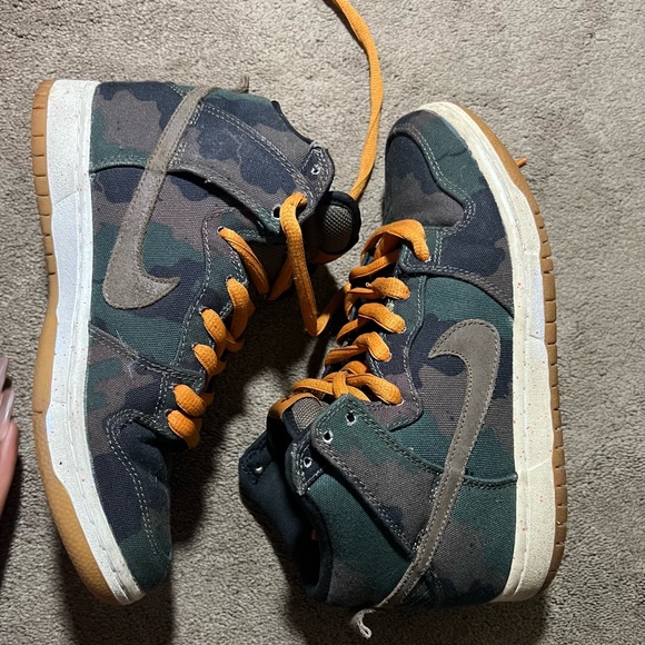 NIKE FIVE ONE SB DUNK - Picture 3 of 3